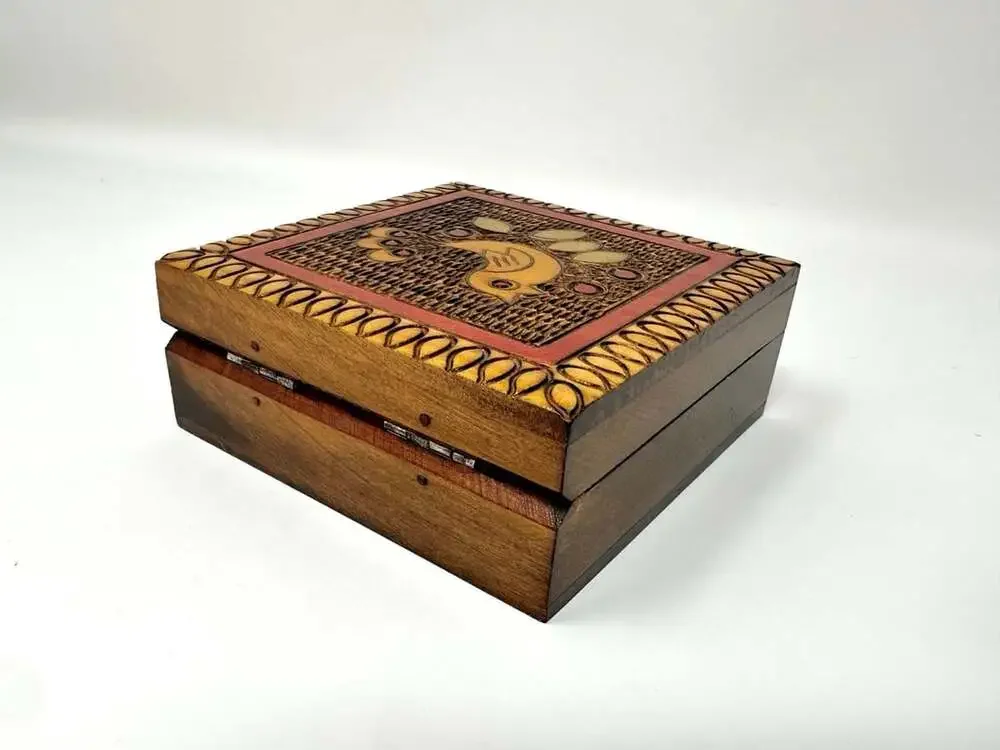 Mid-Century Polish Folk Art Wooden Bird Trinket Box from Poland vtg pyrography
